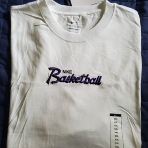 Nike Basketball tshirt 2Xl
